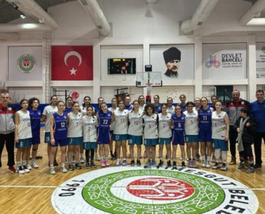 Azərbaycan yığması Türkiyə klubuna məğlub oldu