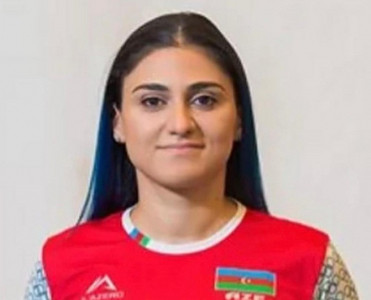 Azərbaycan millisinin voleybolçusu Azərreyl'də
