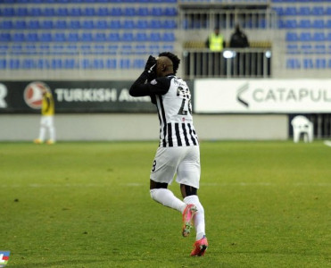 Azərbaycandan ayrılmağına peşmandı