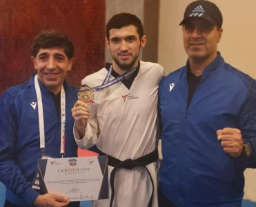 Azərbaycan taekvondoçusu Türkiyədə qızıl medal qazandı