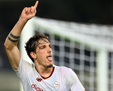 Roma'nın futbolçusu İstanbul nəhəngində