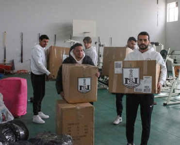 Neftçi zəlzələdən zərər çəkmişlərə yardım göndərdi - FOTO