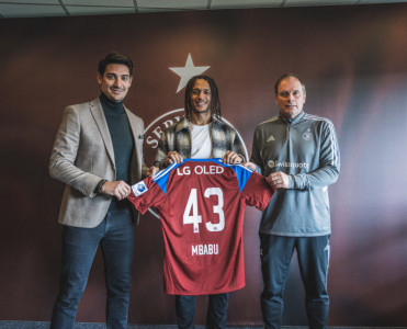 Premyer Liqa klubu milli üzvünü icarəyə verdi