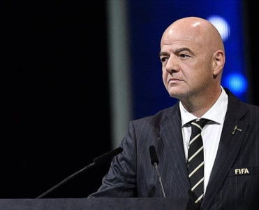 FIFA prezidentinin ötənilki qazancı açıqlandı