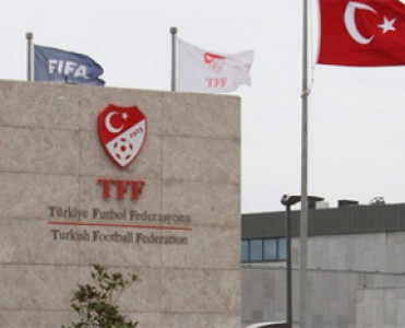 Türkiyədə transfer pəncərəsinin müddəti yenə artırıldı