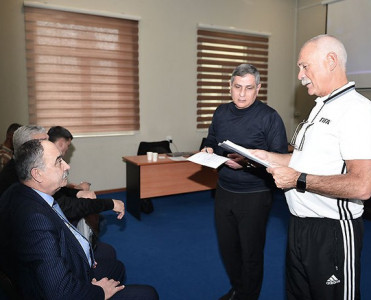 Azərbaycanlı hakimlər üçün FİFA instruktorundan seminar