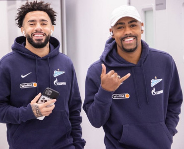 Putin onlara Rusiya vətəndaşlığı verdi