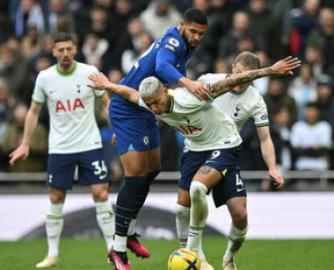 Tottenhem Çelsi'ni məğlub yola saldı
