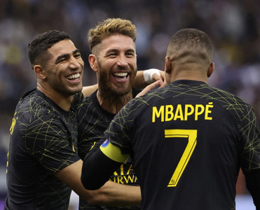 PSJ-nin futbolçusu cinsi təcavüzdə ittiham edilir