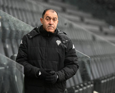 Liqa 1 klubu baş məşqçisiz qaldı