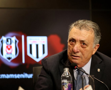 Azərbaycan klubları ilə danışıq aparırıq