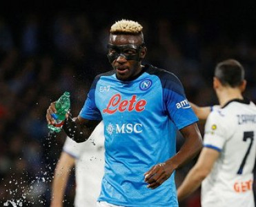 Napoli Atalanta'nı məğlub yola saldı