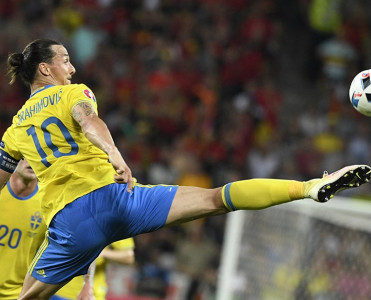 Onu əsas heyət oyunçusu kimi görmürəm