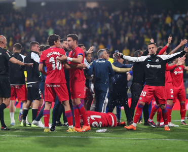 Kadis'in futbolçu və məşqçiləri sərt cəzalandırıldı