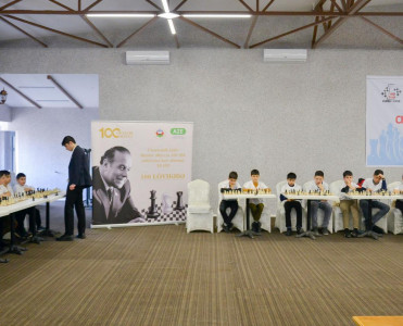 Qubada ilk dəfə 100 lövhədə seans keçirildi