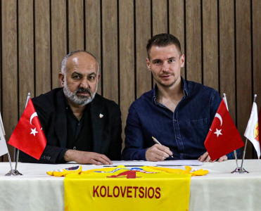 Super Liqa klubunda 3 yeni müqavilə