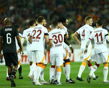 Qarabağ Qalatasaray'a məğlub oldu