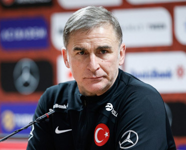 Onun Qarabağ'a qarşı oynamasına təəccübləndim