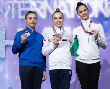 Zöhrə Ağamirovadan Fransada gümüş medal