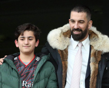 Arda Turan baş məşqçi oldu