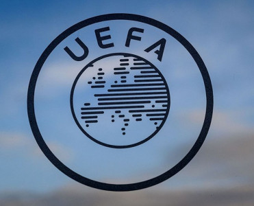 UEFA Barselona ilə bağlı qərarını verdi