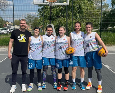 Azərbaycan millisi Serbiyaya yollandı