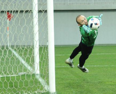 AFFA Turan Tovuz'un qapıçısını bağışladı