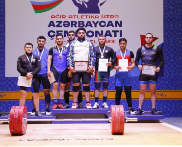 Azərbaycan çempionatına Əliyevin rekordları ilə yekun vuruldu