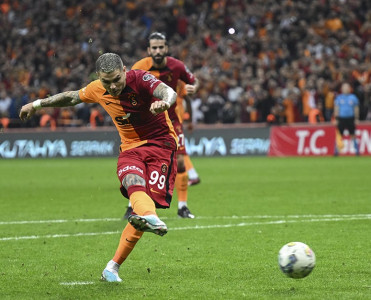 Qalatasaray'dan Premyer Liqa klubuna