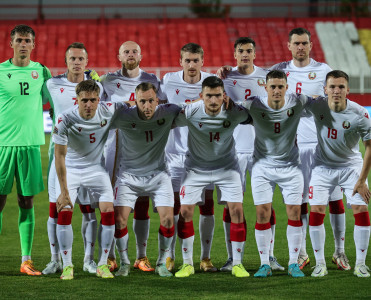 UEFA-nın cəzalandırdığı Belarus yığması növbəti ev oyunlarını bu ölkədə keçirəcək