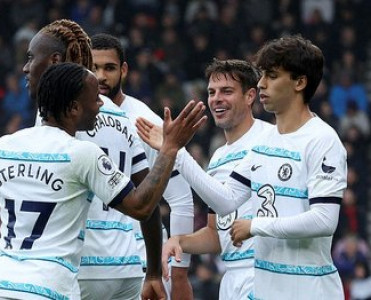 Çelsi'dən səfərdə, Liverpul və MS'dən evdə qələbə