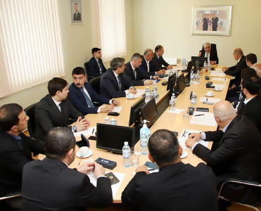 AFFA prezidenti Klublar Komitəsinin iclasında