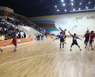 Dinamo liderlə xal fərqini azaltdı