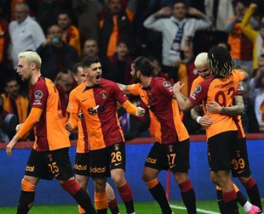 Qalatasaray'a bir qol bəs etdi