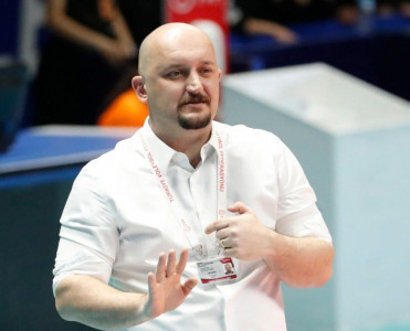 Qadın voleybolçuların baş məşqçisi təyin olundu