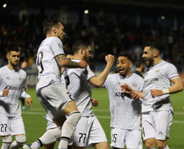 “Qarabağ” “Neftçi”nin rekordunu TƏKRARLADI