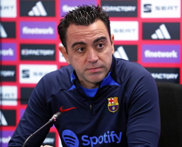 Xavi 6 transfer arzusundadı