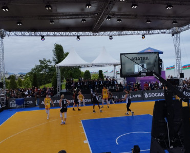 Millimiz məğlubiyyətlə, “Neftçi” qələbə ilə başladı