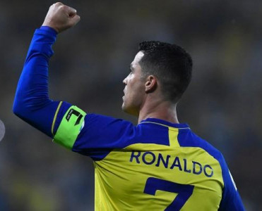 Ronaldo futbol klubu sahibi olmaq istəyir