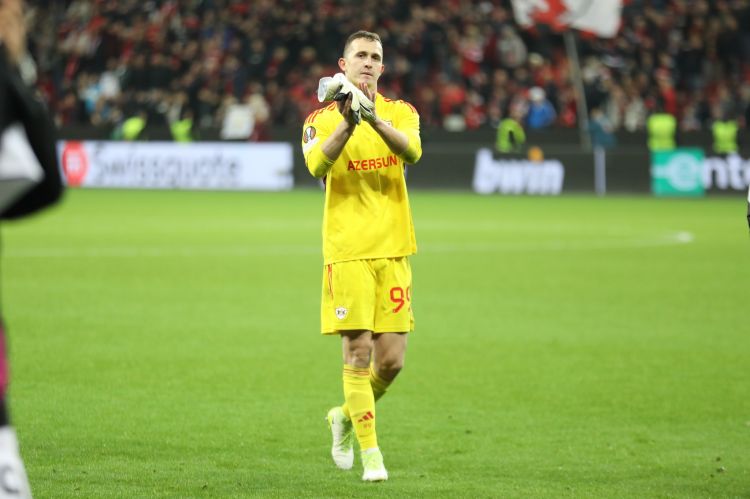 “Bayer”lə oyundan əvvəl əzələmdə mikrozədə var idi