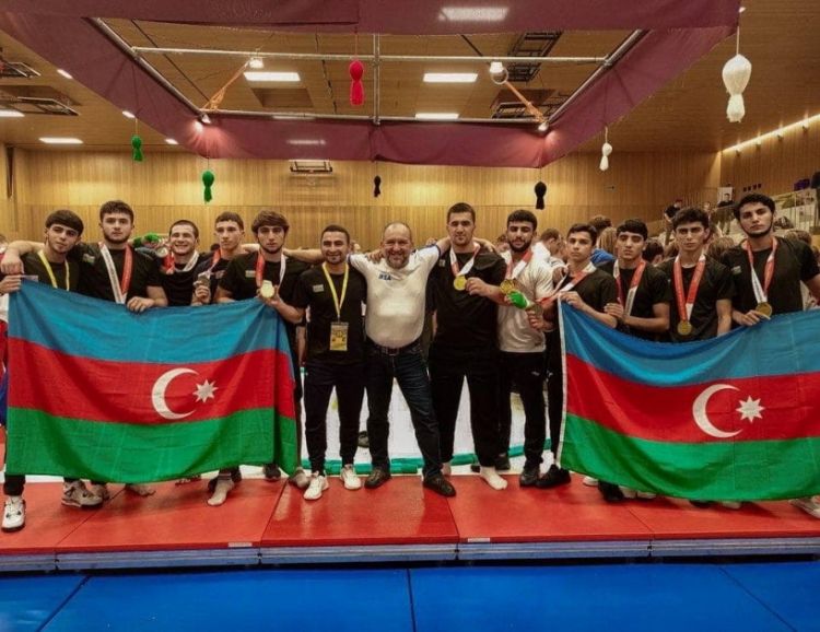 Azərbaycan sumoçuları Avropa birinciliyini 7 medalla başa vurduar