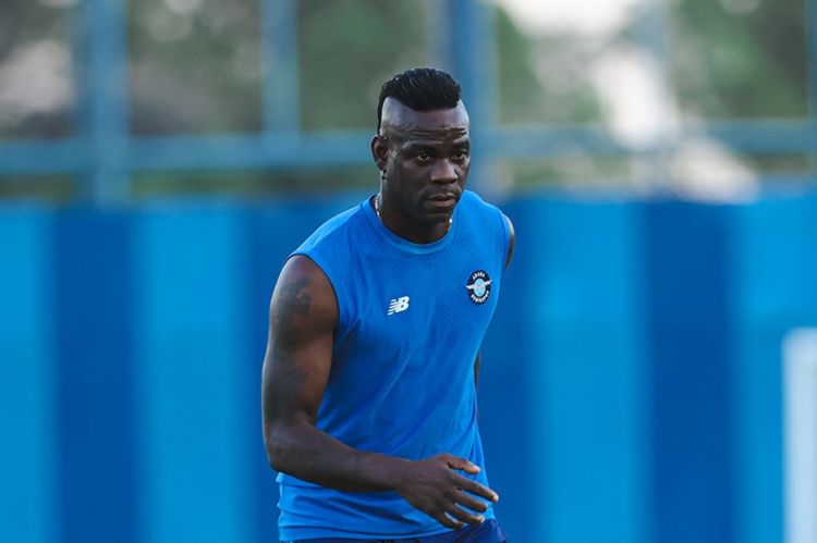 Balotelli etdiyi qəzadan danışdı