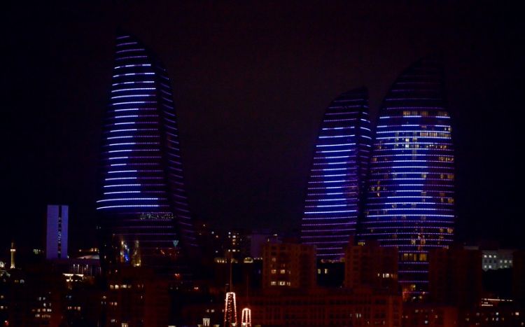 “Vüqar Həşimov Memorialı"nın loqosu “Alov qüllələri”ndə əks olunur