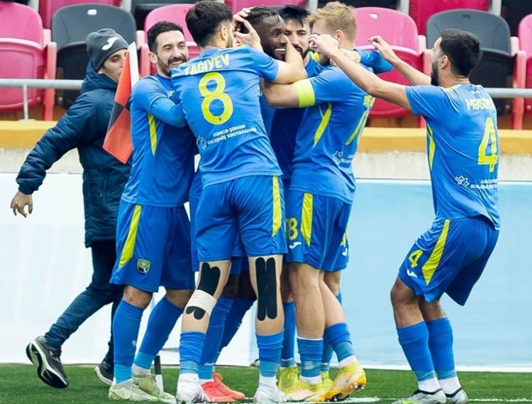 “Kəpəz” 7 illik tilsimi qırdı