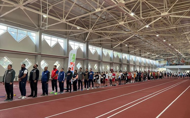 SSRİ çempionu Tofiq Karayevin şərəfinə həsr olunmuş üçnövçülük üzrə ölkə yarışı keçirilib