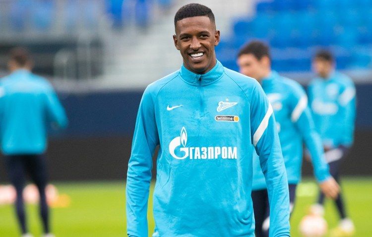 Braziliyalı futbolçu toyunda göz yaşlarını saxlaya bilmədi  - FOTOLAR