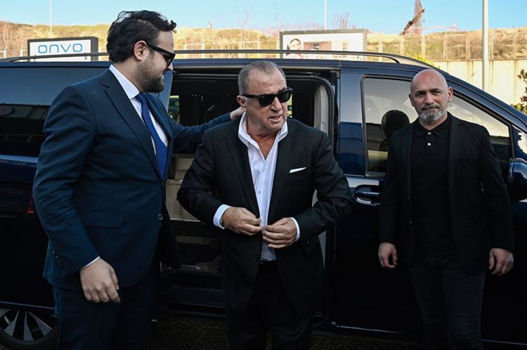 Fatih Terim : "Təklifi düşünmədən qəbul etdim"