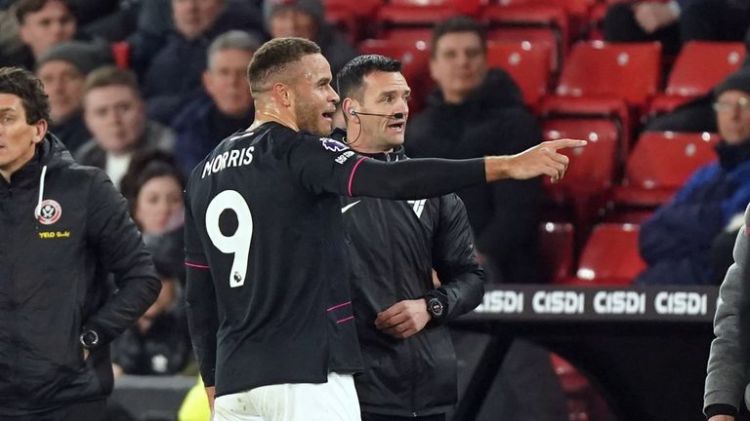 İngiltərə polisi futbolçuya qarşı irqçiliyə görə araşdırmalara başladı