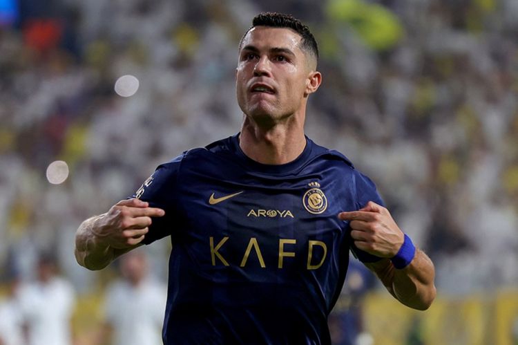 Ronaldo ulduzları çağırdı: Bura gəlin