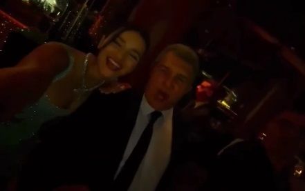 “Barselona”nın prezidenti Azərbaycan mahnısını oxudu - VİDEO